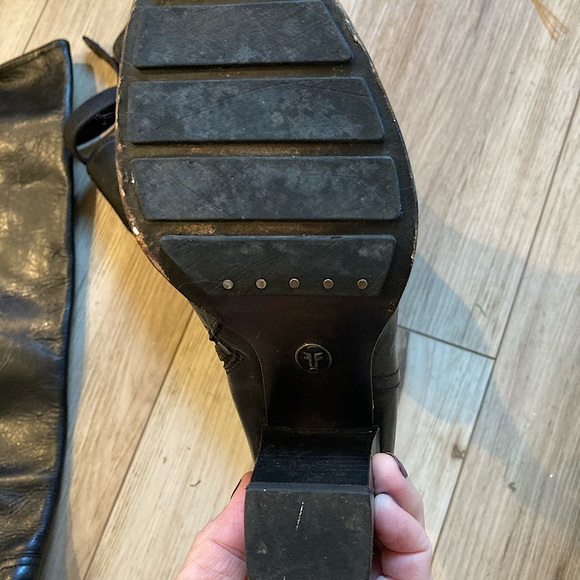 FRYE over the knee boots size 7.5 - Picture 2 of 6